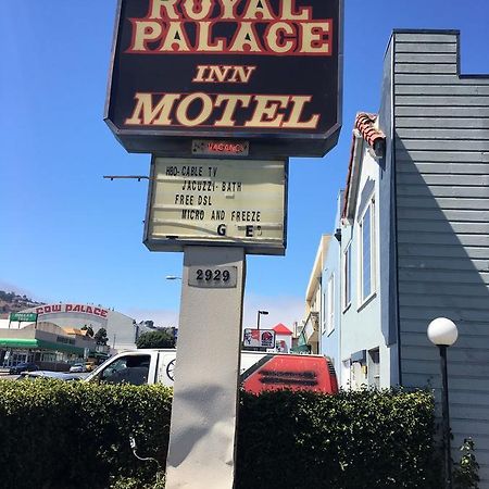 Royal Palace Inn Дейли-Сити Экстерьер фото